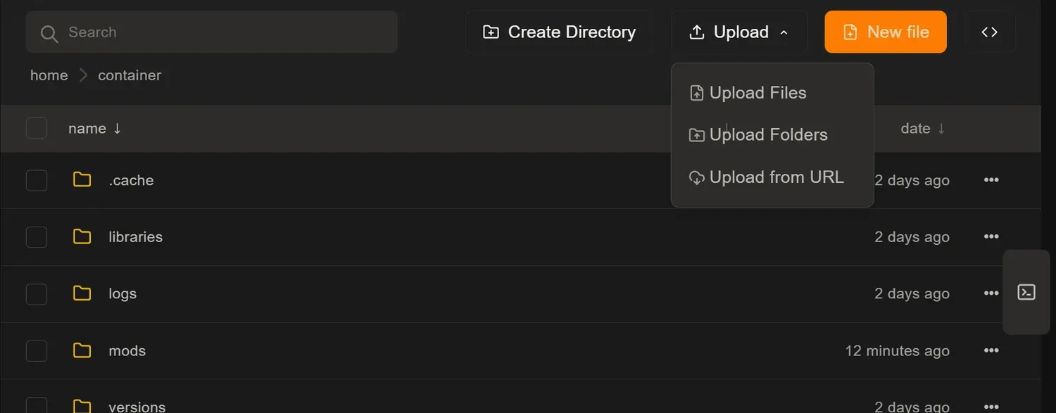 Menú del botón Upload desplegado, con las opciones Upload Files, Upload Folders y Upload from URL