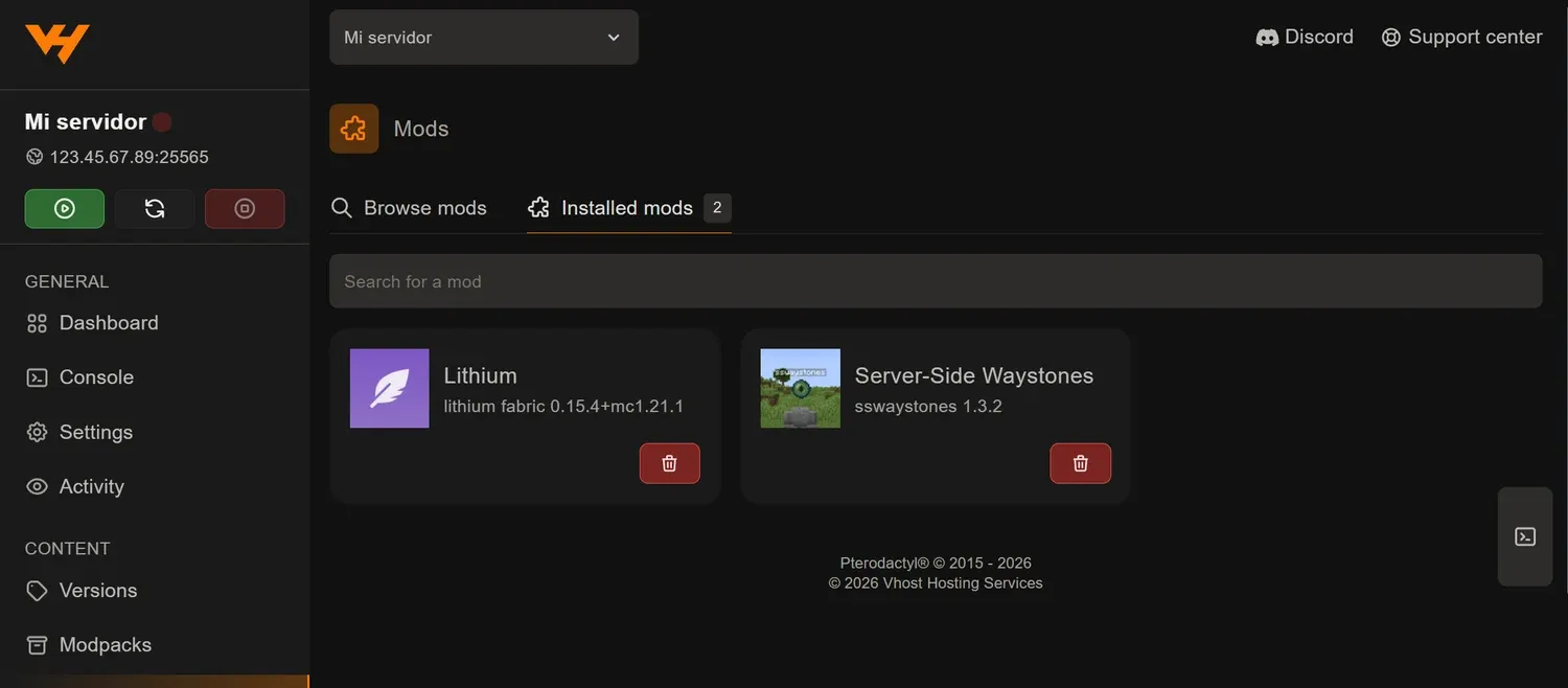 Pestaña Installed mods con dos mods instalados, Lithium y Server-Side Waystones, cada uno con su versión y un botón rojo de borrar